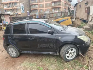 Toyota IST 2003 Black