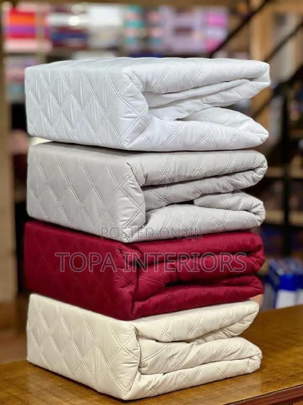 Single Piece Top Cover Fitted Waterproof Mattress Covers