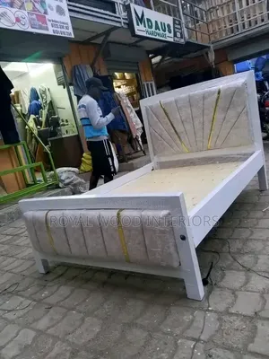 Bella Cheaster Bed