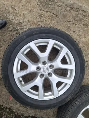 Xtrail Size 18 Rims Set