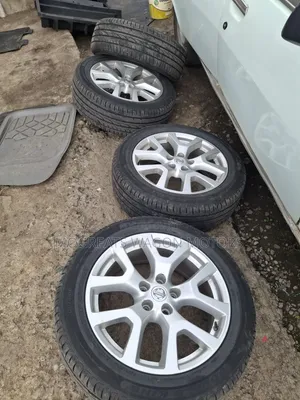 Xtrail Size 18 Rims Set