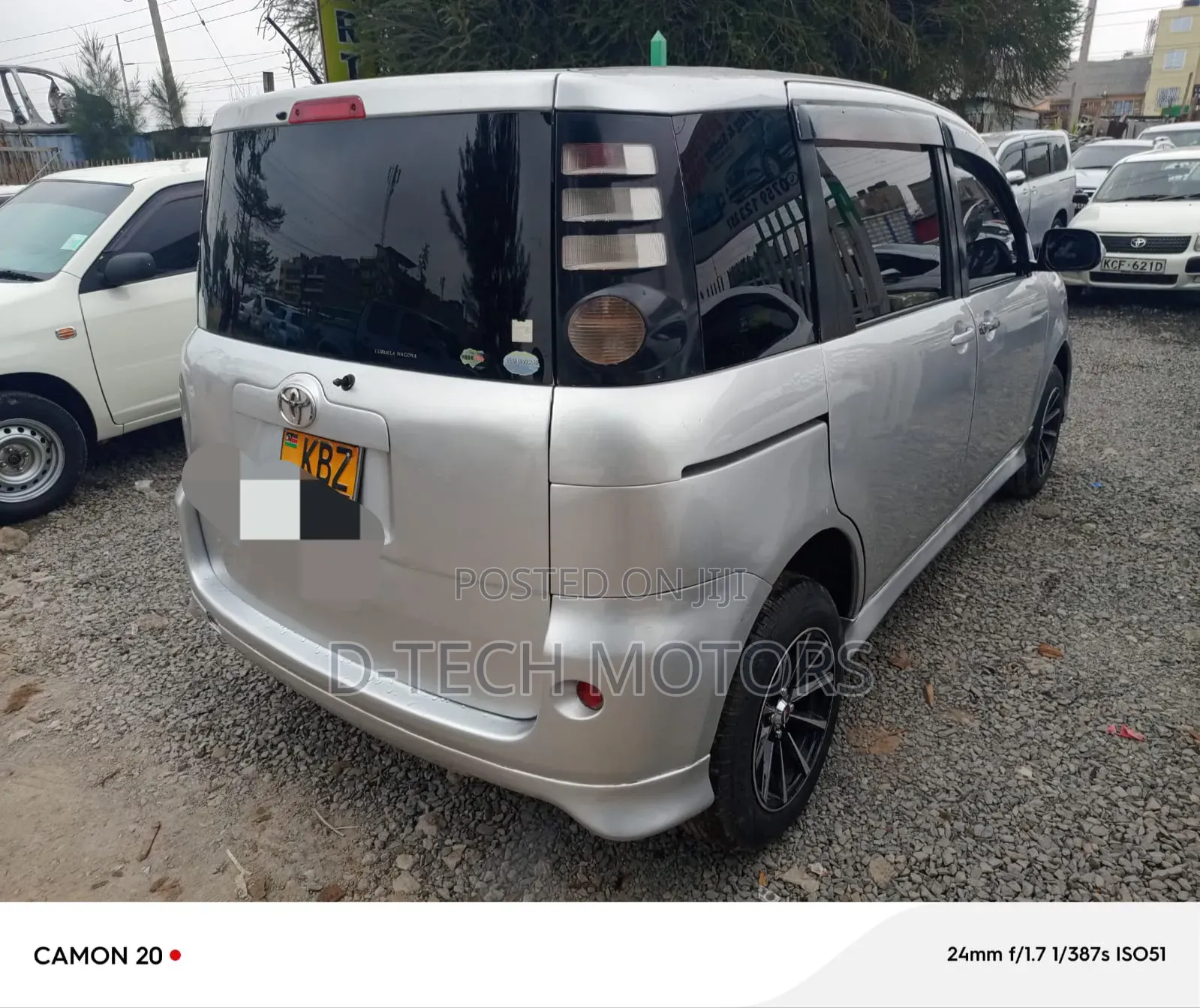 Toyota Sienta 2007 Silver