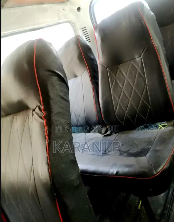 Toyota HiAce 2002 White
