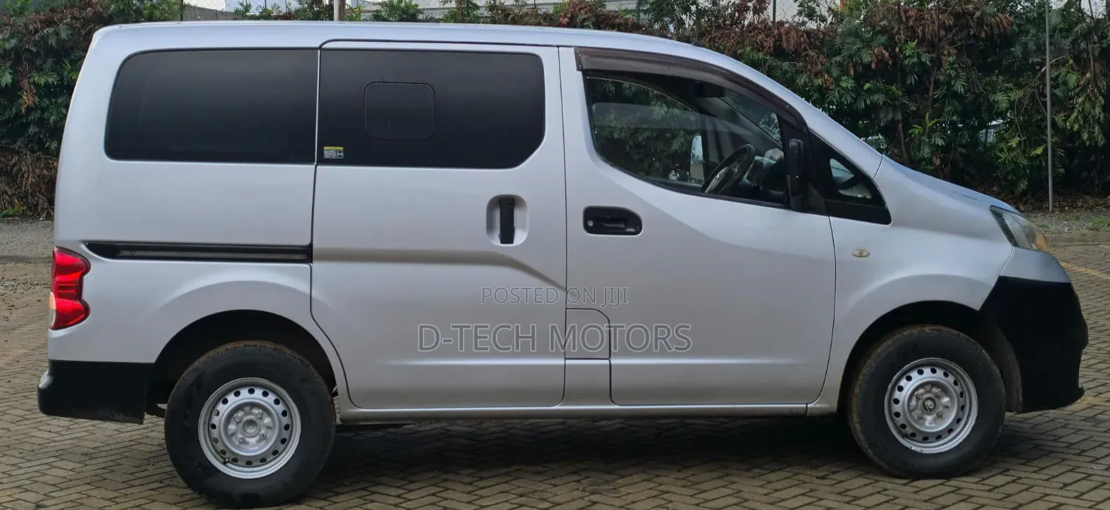 Nissan NV200 2015 Grey