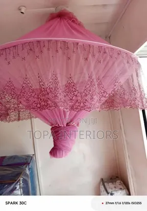 Dome Free Size Ringed Round Mosquito Nets