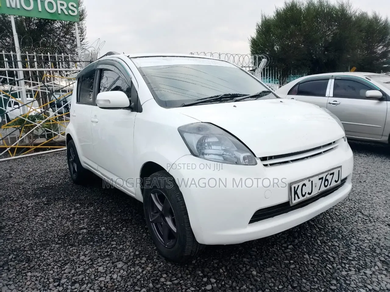 Toyota Passo 2009 White
