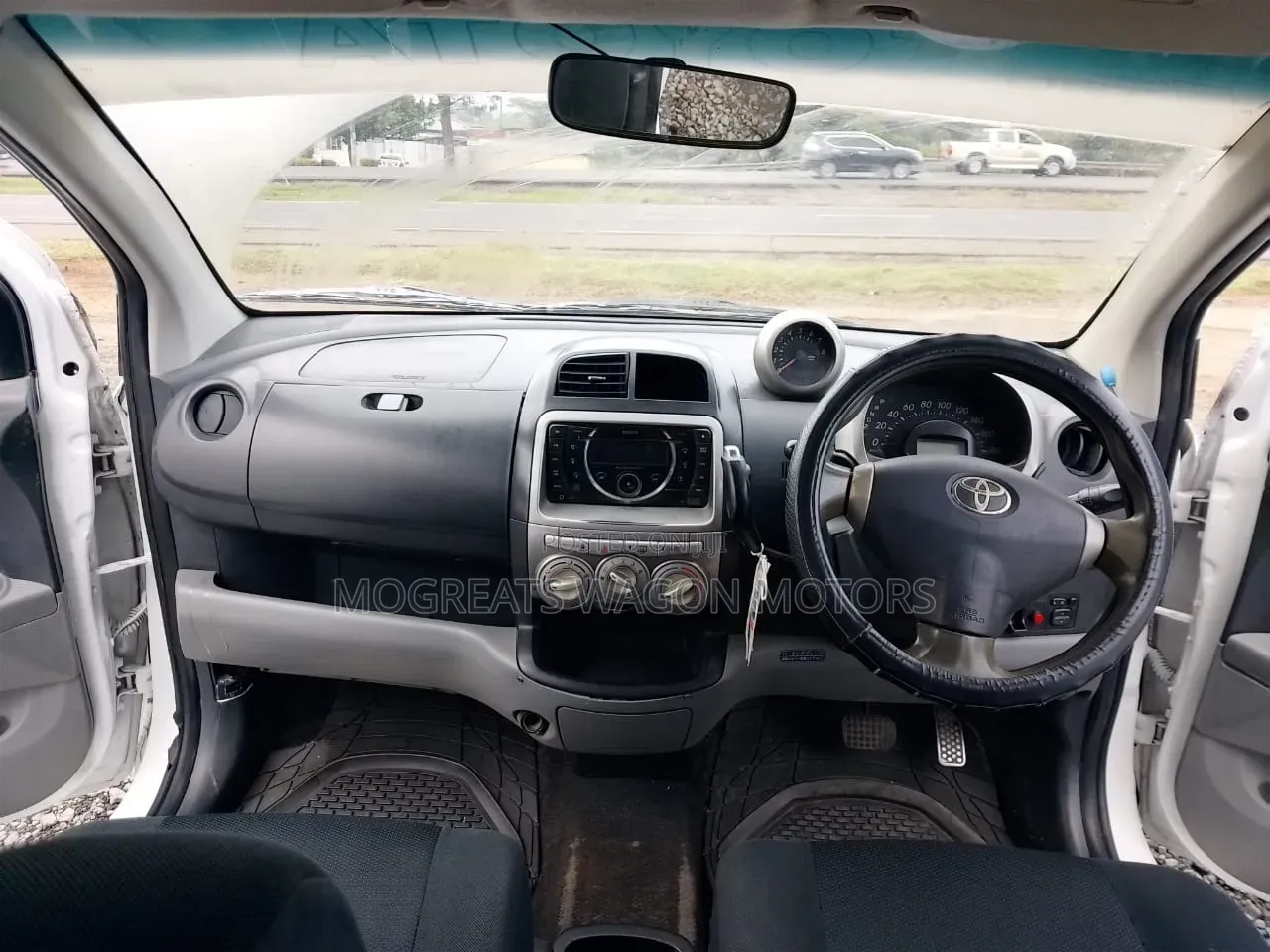 Toyota Passo 2009 White