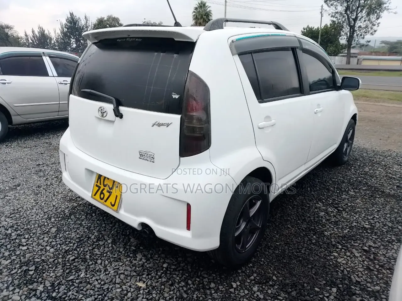Toyota Passo 2009 White