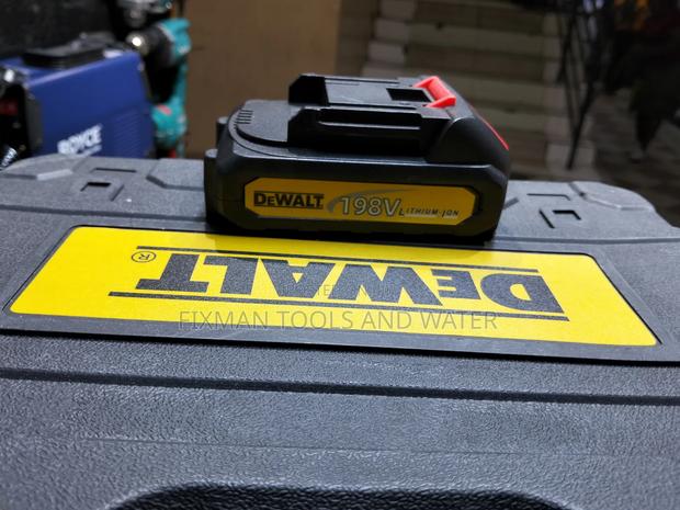 Brushless Dewalt Cordless Drill With Hammer 198V 2 Battery and Charger - thumbnail 3