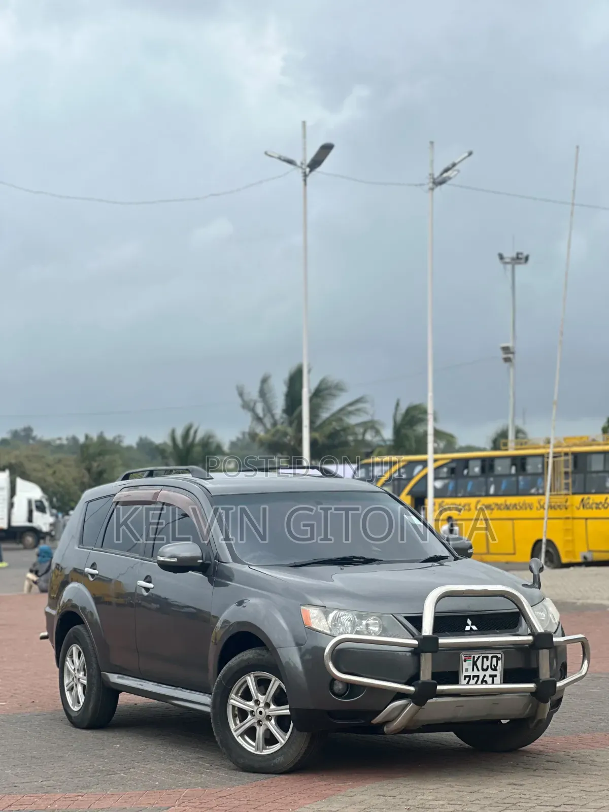 Mitsubishi Outlander 2012 Gray