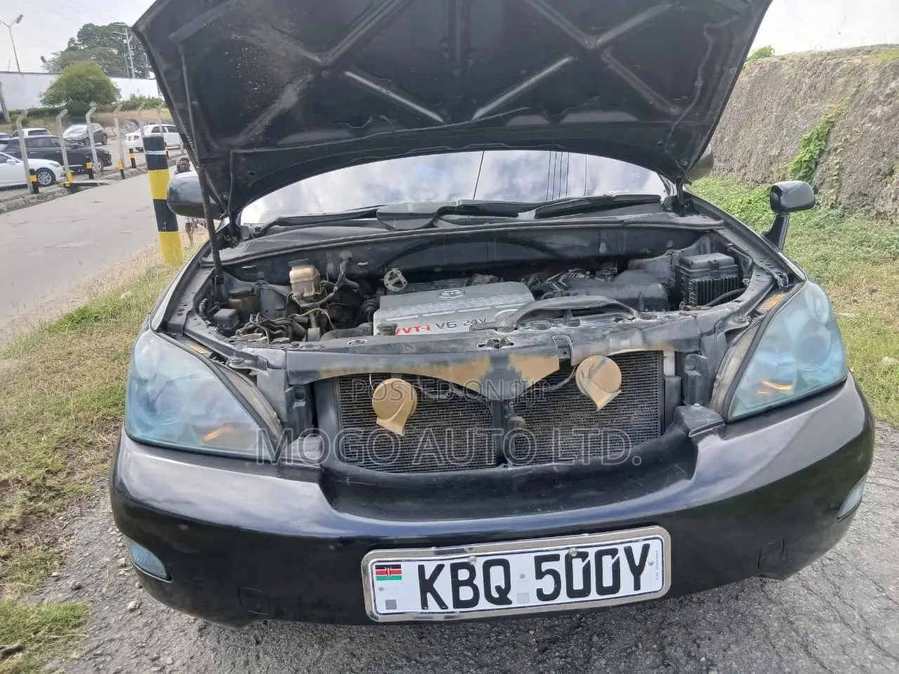 Toyota Harrier 2004 Blue