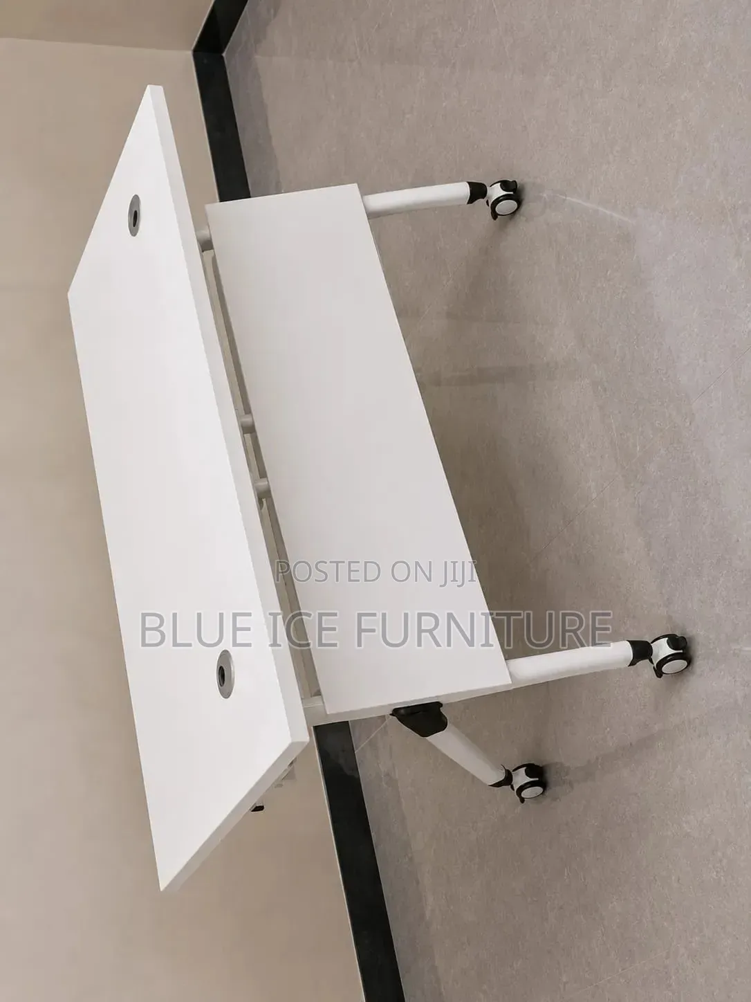 Modern White Office Desk With Wheels –Foldable