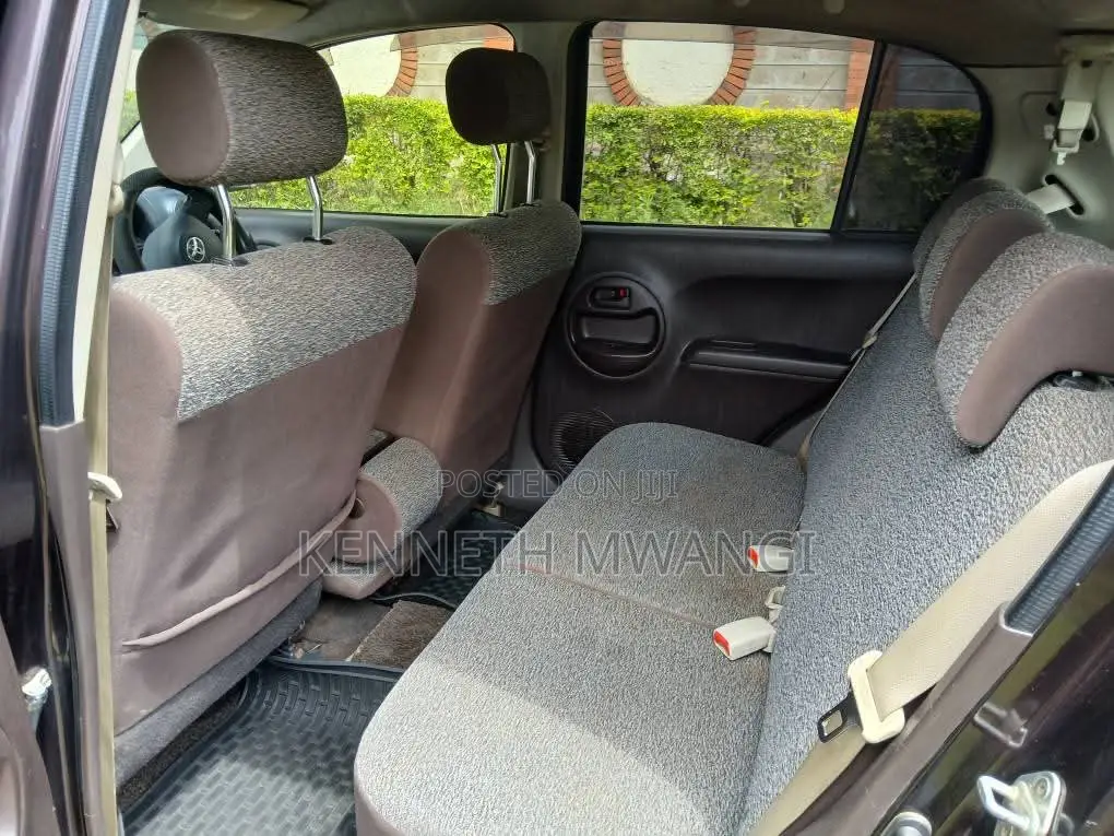 Toyota Passo 1.0 FWD 2013 Burgundy