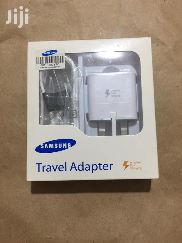 Samsung Original Charger - main view