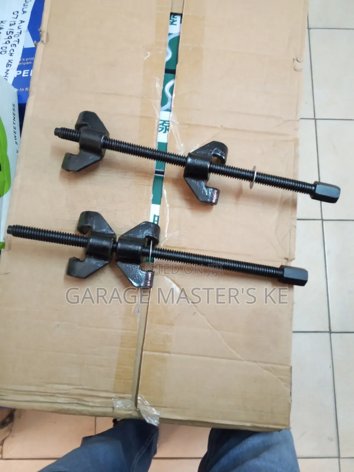 Shock Absorber Tool