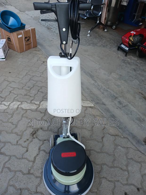 Astramilano Floor Scrubber - thumbnail 2