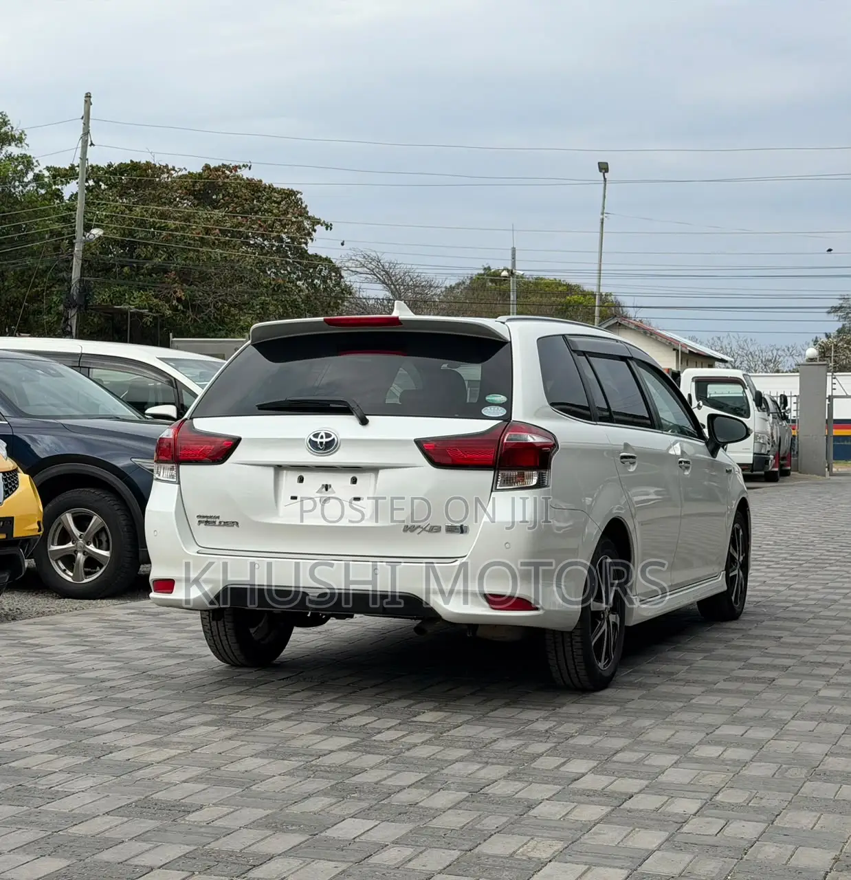 Toyota Corolla Fielder 2019 White