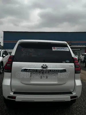 Toyota Land Cruiser Prado 2019 White