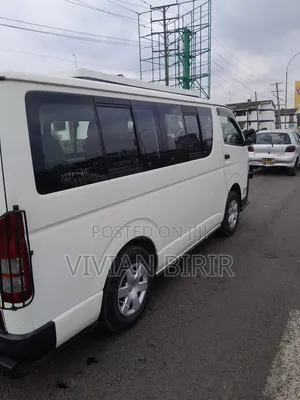 Toyota HiAce 2016 White