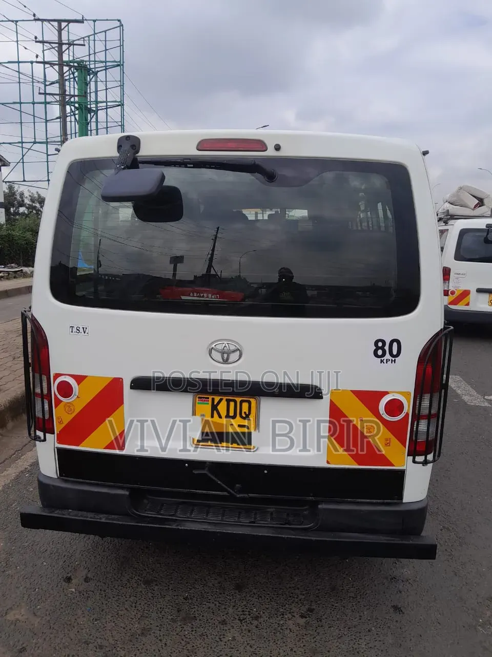 Toyota HiAce 2016 White