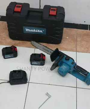 Makita Cordless Chain Saw12"