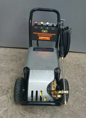 Heavy-Duty 3450 PSI Cleaning Machine