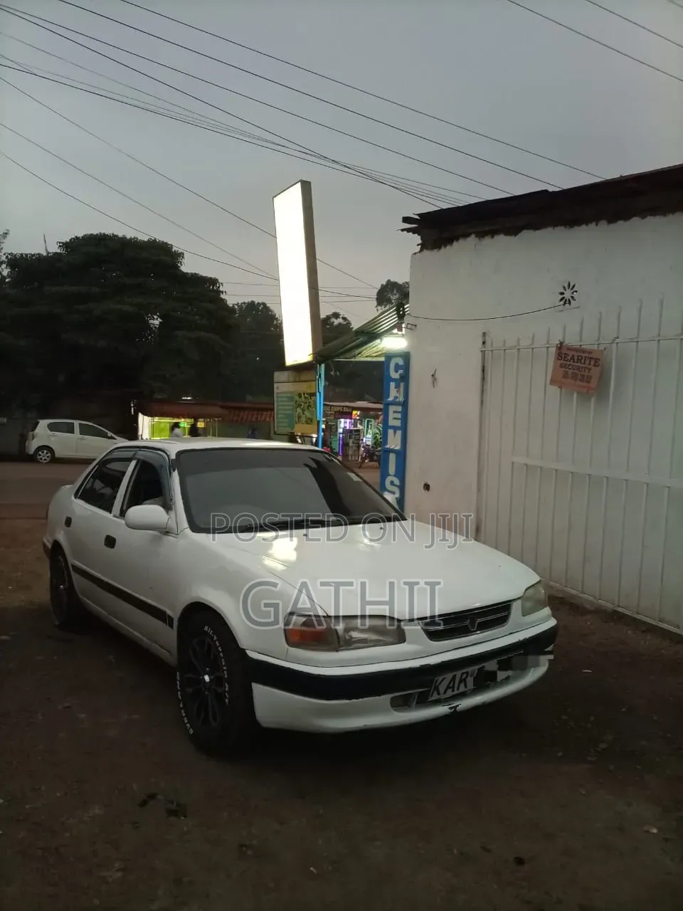 Toyota Corolla 1998 White