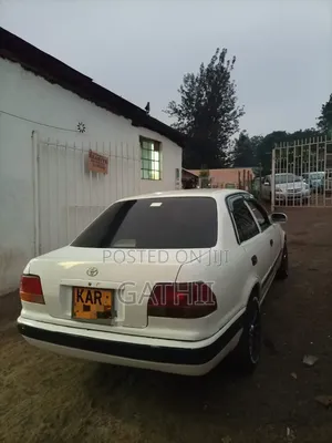 Toyota Corolla 1998 White