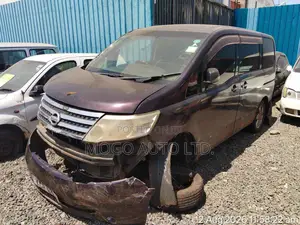 Nissan Serena 2010 Purple