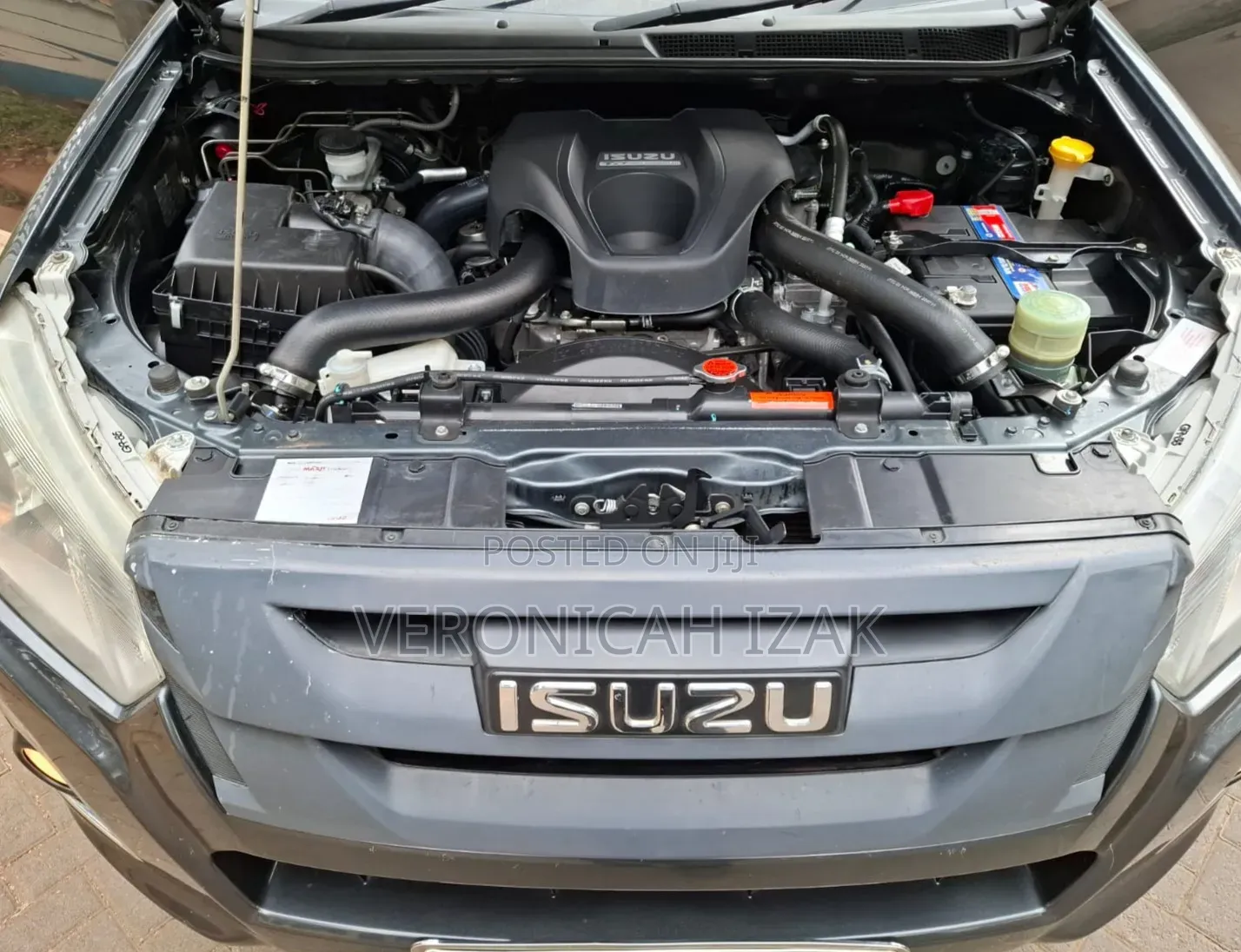 Isuzu D-MAX 2022 Gray