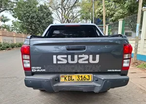 Isuzu D-MAX 2022 Gray