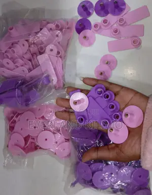 Fade-Proof Sheep Numbered Ear Tags