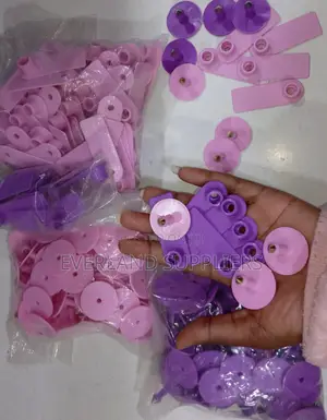 Fade-Proof Sheep Numbered Ear Tags