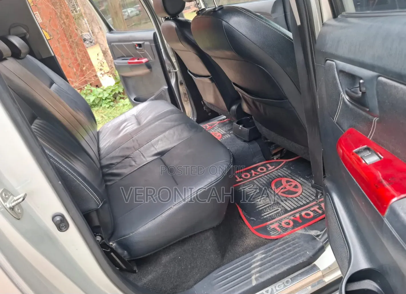 Toyota Hilux 2013 Silver