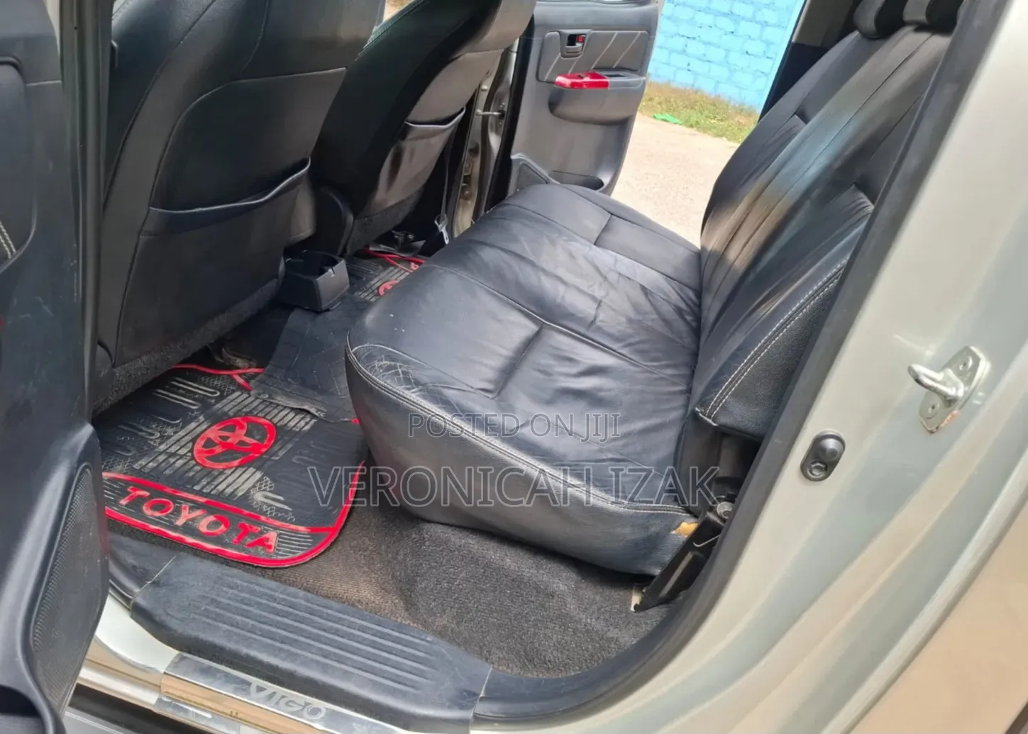 Toyota Hilux 2013 Silver