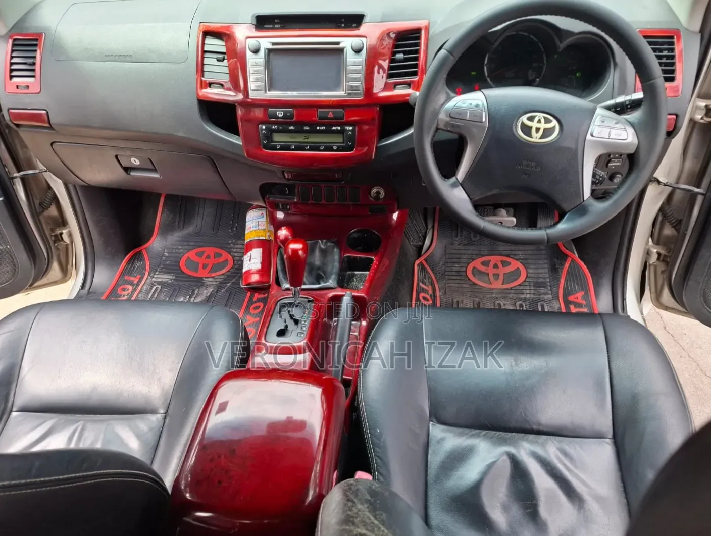 Toyota Hilux 2013 Silver
