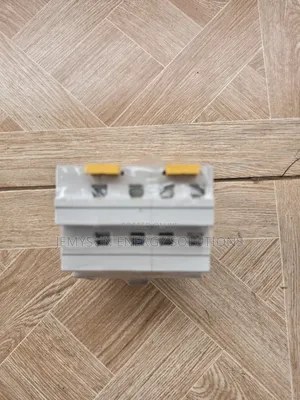 63Amps Suntree 4P ATS 3ph 400VAc