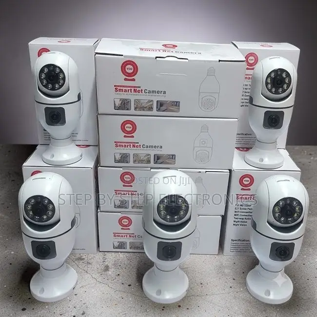 Versatile Mobile Monitoring Dual Lens PTZ WiFi Bulb Camera