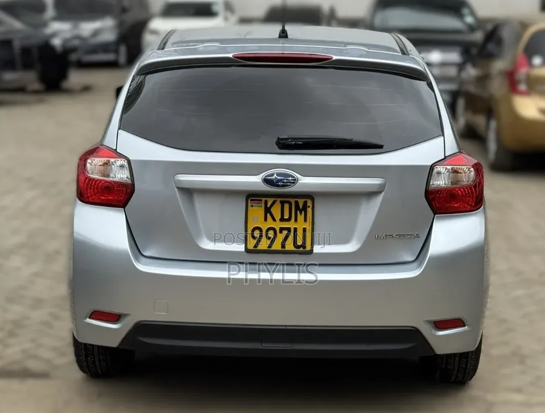 Subaru Impreza 2016 Silver
