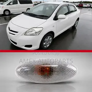 Side Lamp Toyota Belta RAV4 Vitz Axio Fielder 141 2008 Onwards