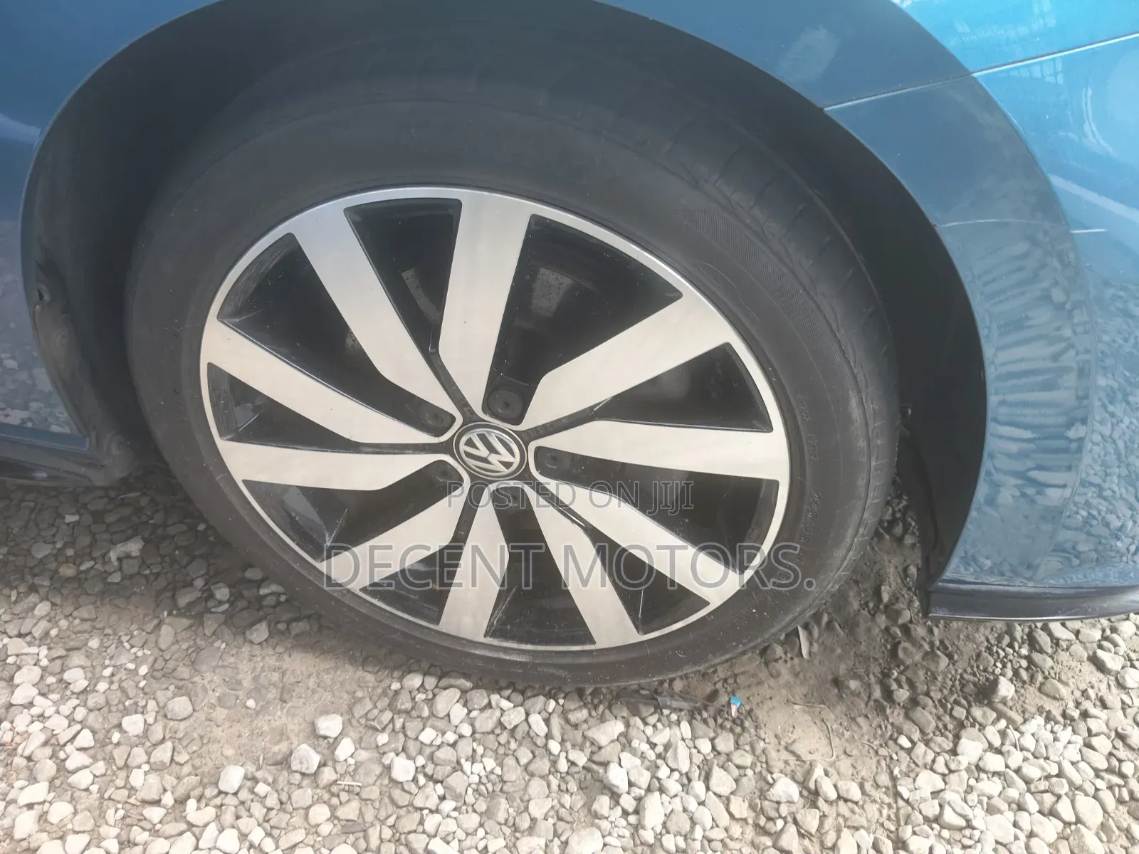 Volkswagen Touran 2019 Blue