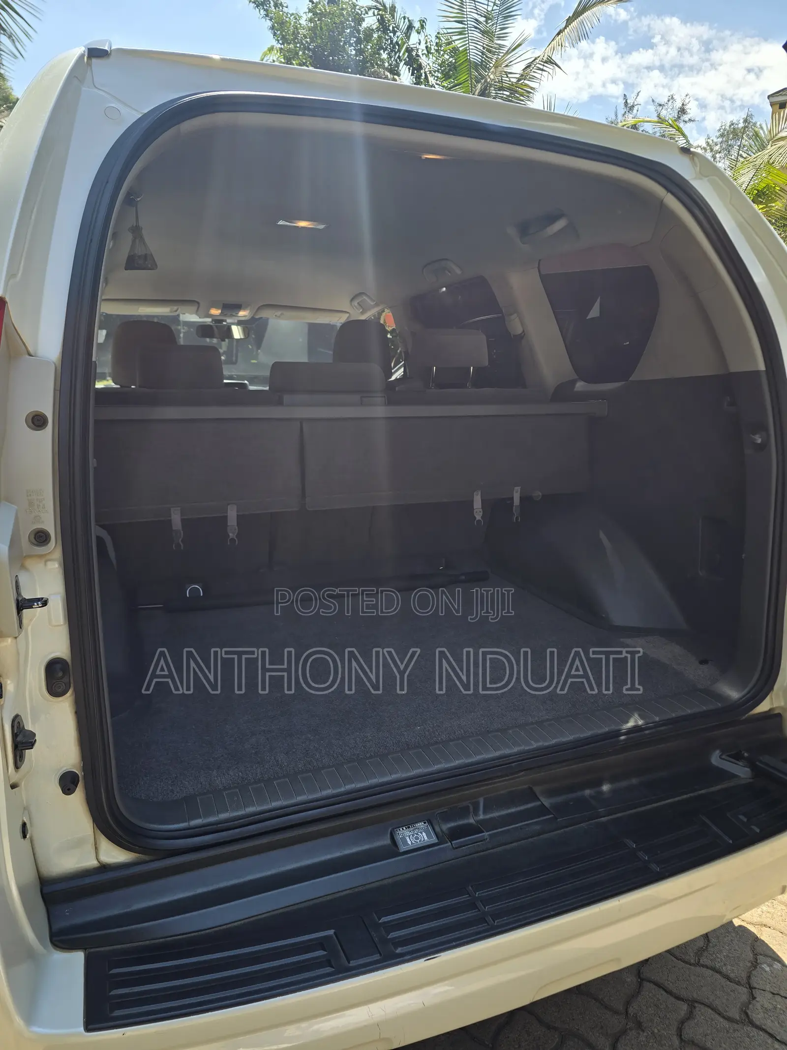 Toyota Land Cruiser Prado 2.7 i 2012 Pearl