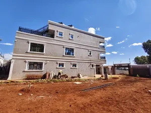 6bdrm Maisonette in Kibiku for sale