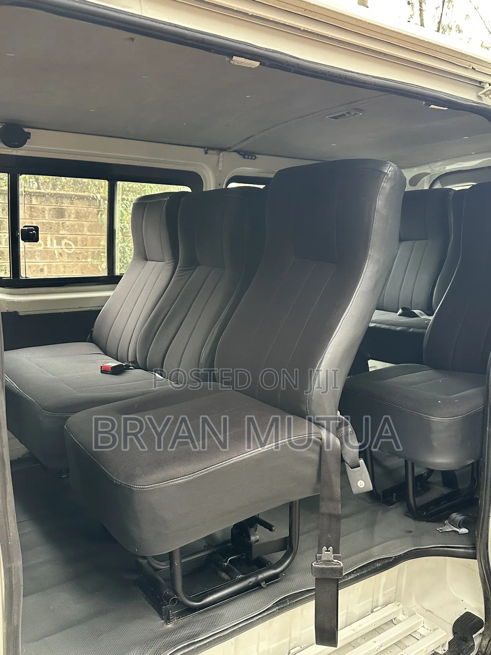 Toyota HiAce 2012 White