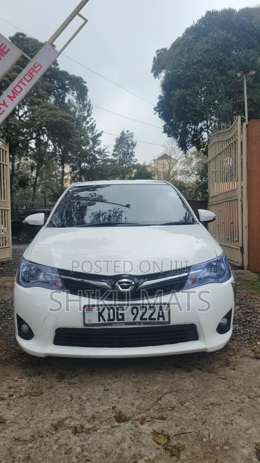 Toyota Axio 2014