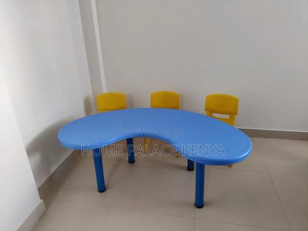Study Table; Stylish Crescent Shaped Preschool Study Table - thumbnail 15