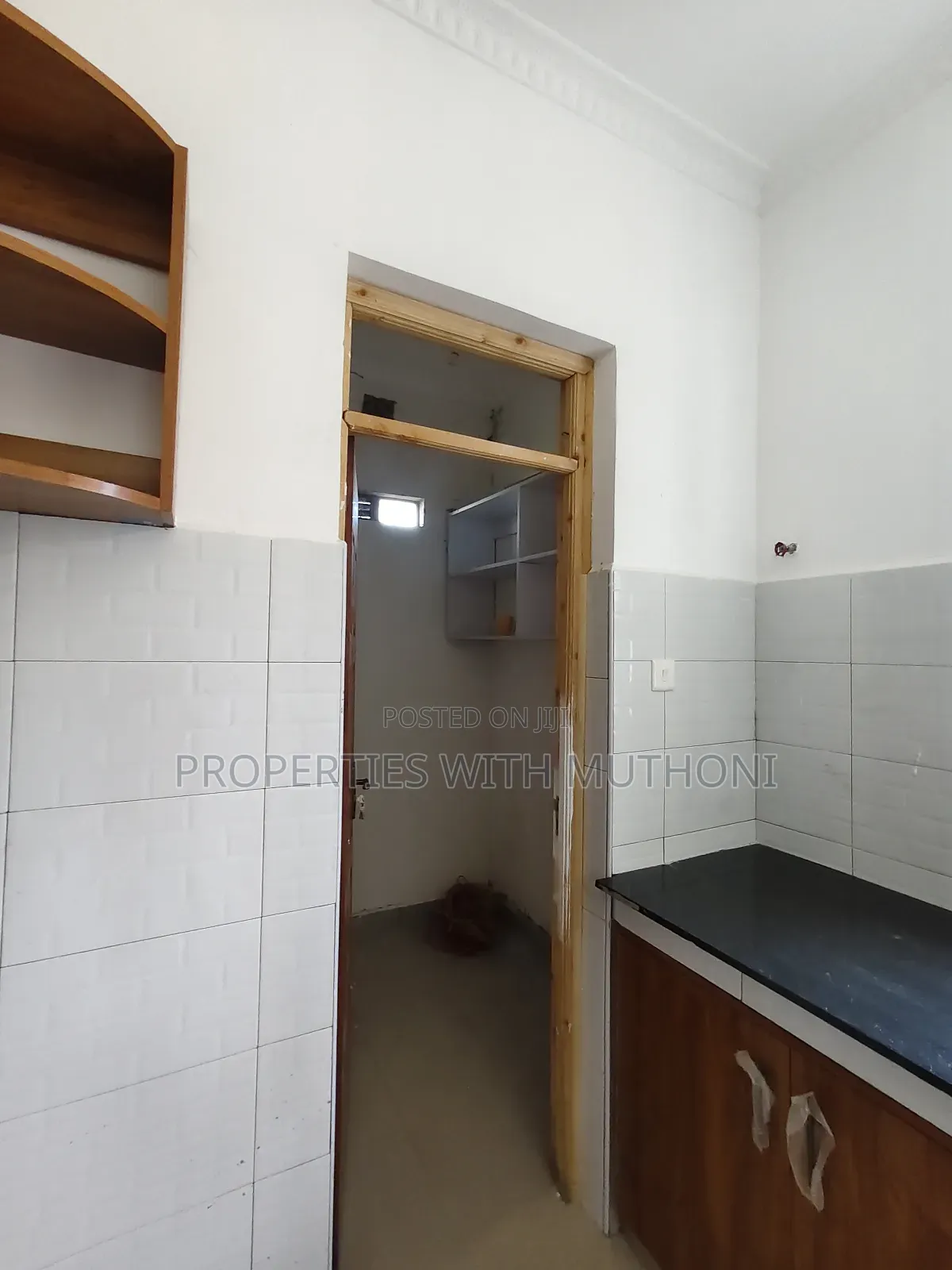 4bdrm Bungalow in Merisho for sale