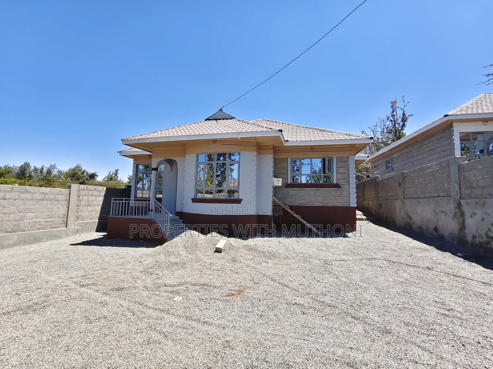 4bdrm Bungalow in Merisho for sale