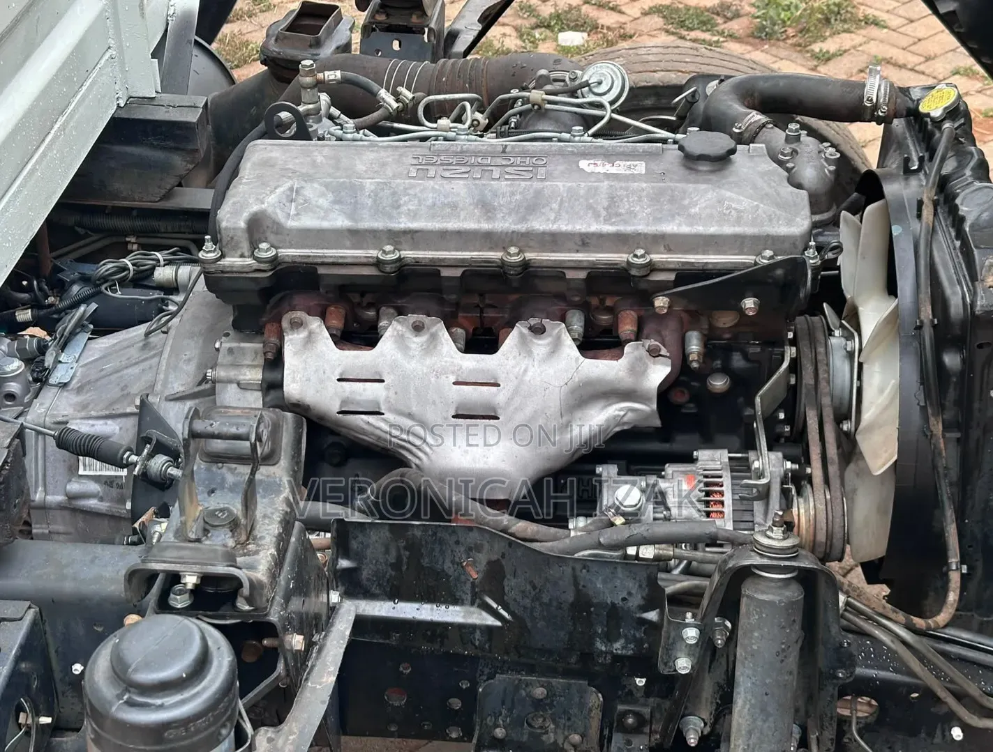 Isuzu NPR 2019