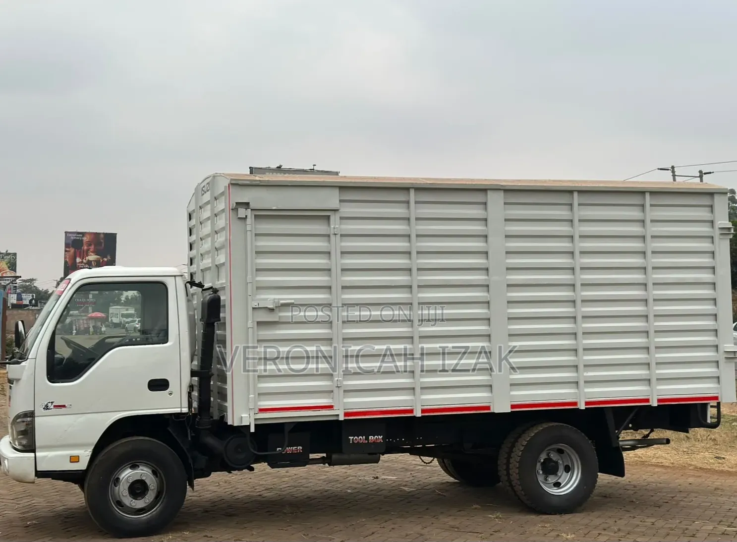 Isuzu NPR 2019